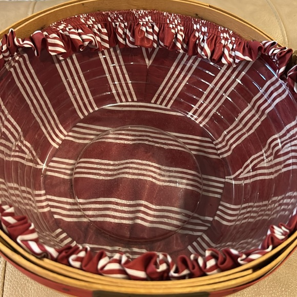 Longaberger Popcorn Basket Christmas collection 19 9910 inch basket - Picture 3 of 10